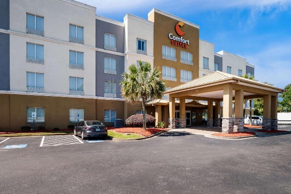 Comfort Suites Columbia at Harbison image 2